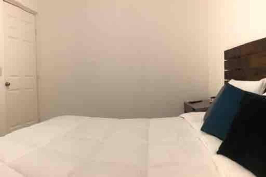 Comfortable And Private House 2 Bedrooms Wifi Parking Free Monterrey Exterior photo